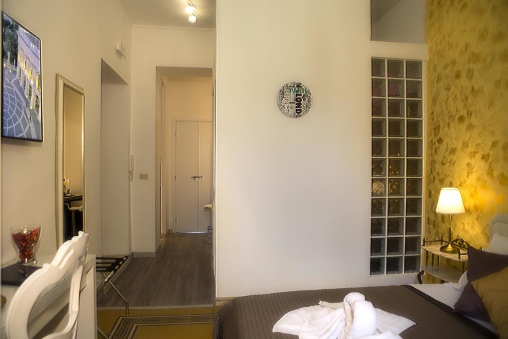 Luxury Domus Amadeus Apartment Rome Bagian luar foto