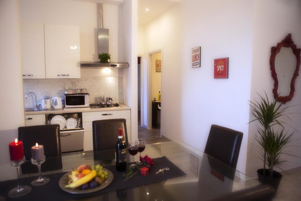 Luxury Domus Amadeus Apartment Rome Bagian luar foto