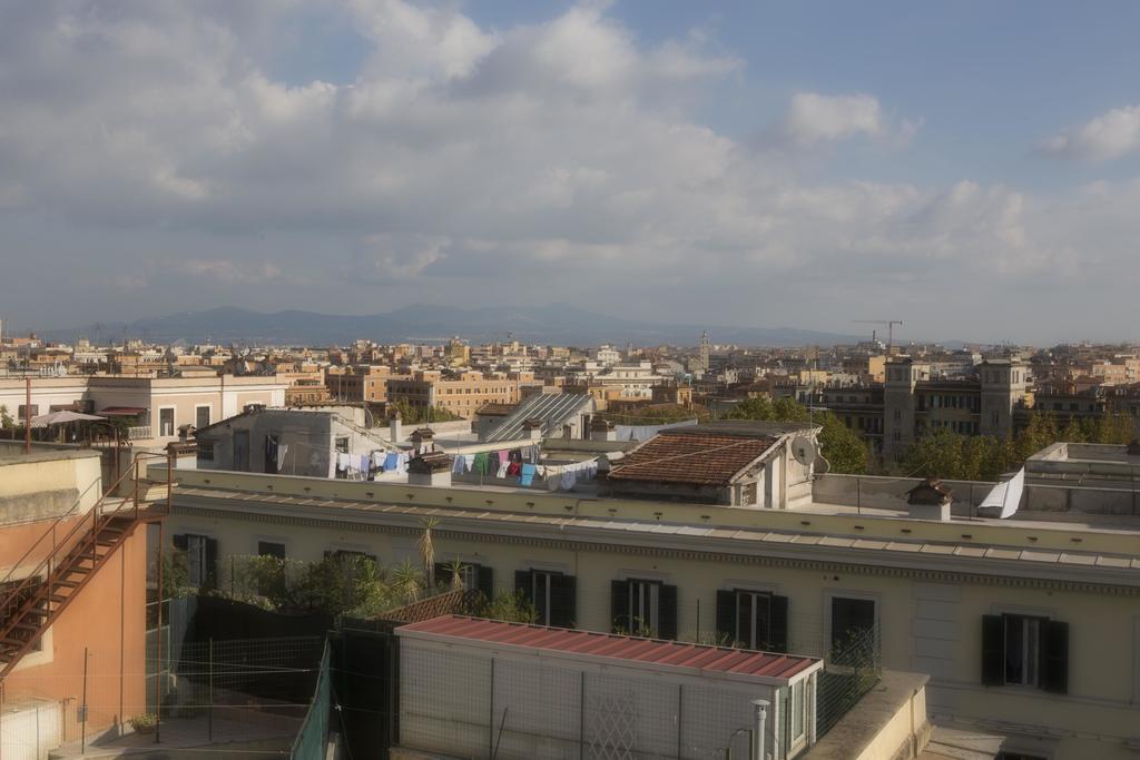 Luxury Domus Amadeus Apartment Rome Bagian luar foto