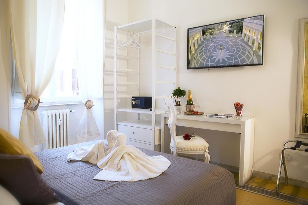 Luxury Domus Amadeus Apartment Rome Bagian luar foto