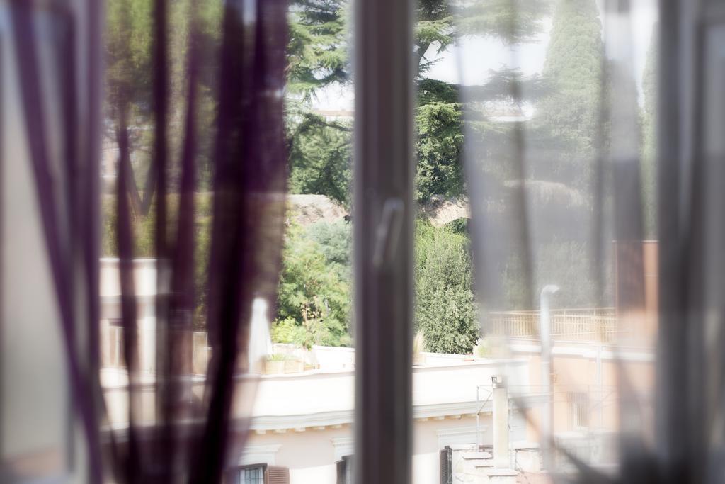 Luxury Domus Amadeus Apartment Rome Bagian luar foto