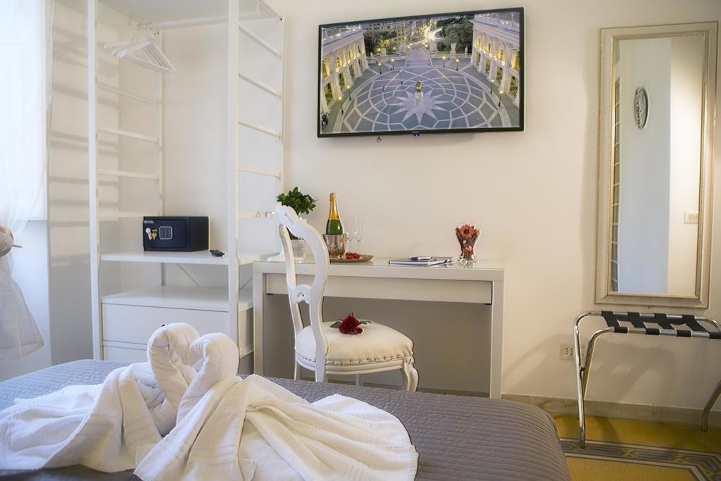 Luxury Domus Amadeus Apartment Rome Bagian luar foto