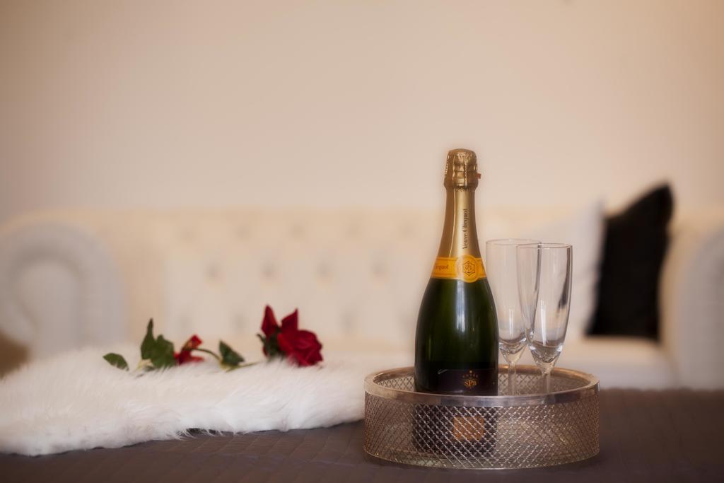 Luxury Domus Amadeus Apartment Rome Bagian luar foto